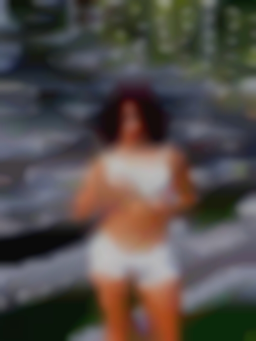 Milf club discreet swinger masturbate from Laredo.